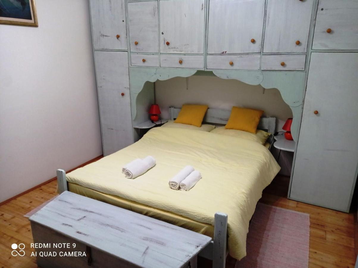 Room & Apartment Saint John دوبروفينك المظهر الخارجي الصورة