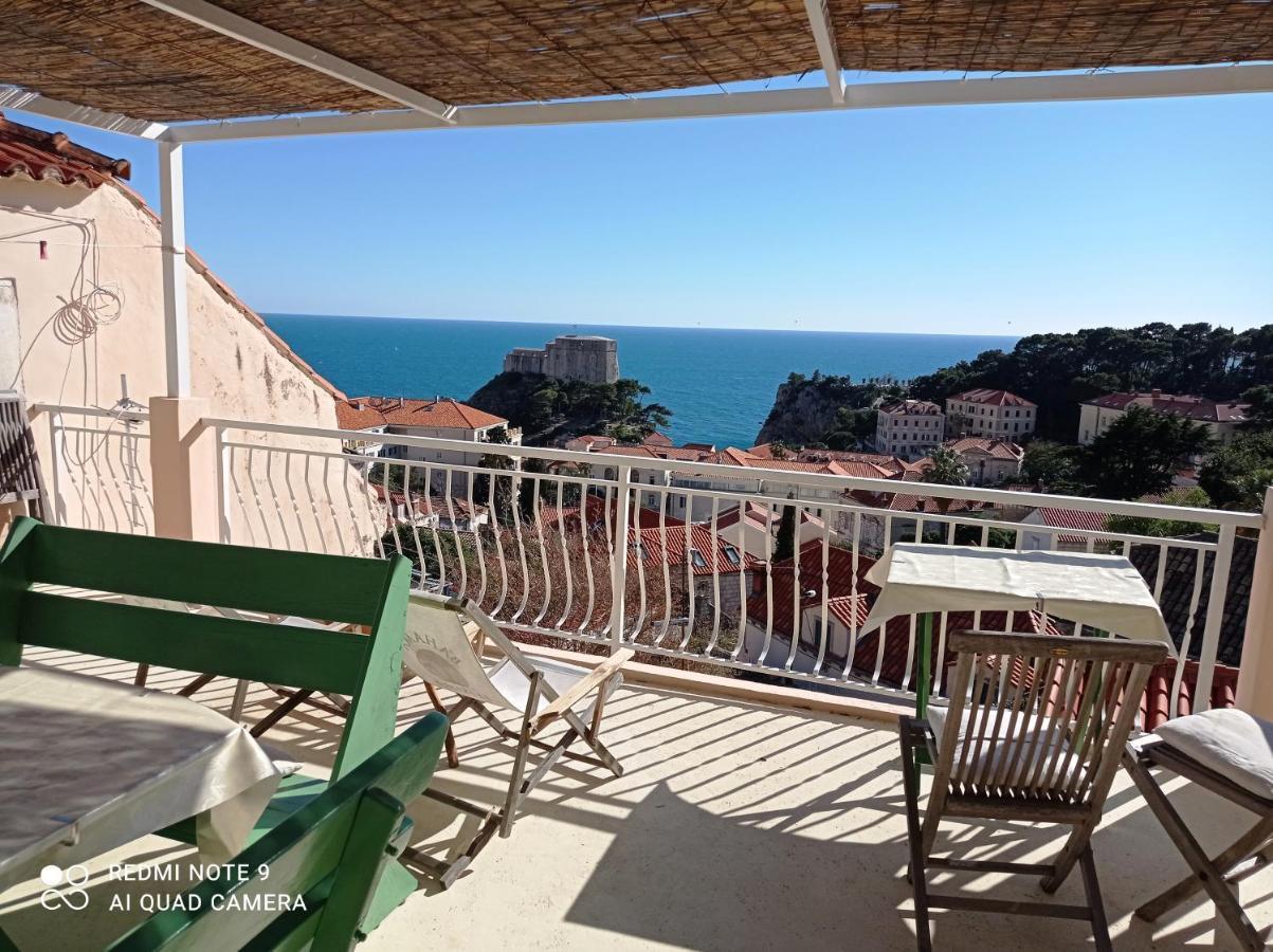 Room & Apartment Saint John دوبروفينك المظهر الخارجي الصورة